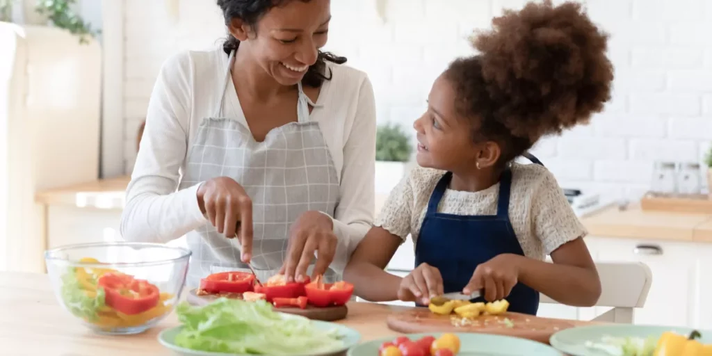 Postpartum-Nutrition-Guide-for-Busy-Moms-1024x512.webp.webp