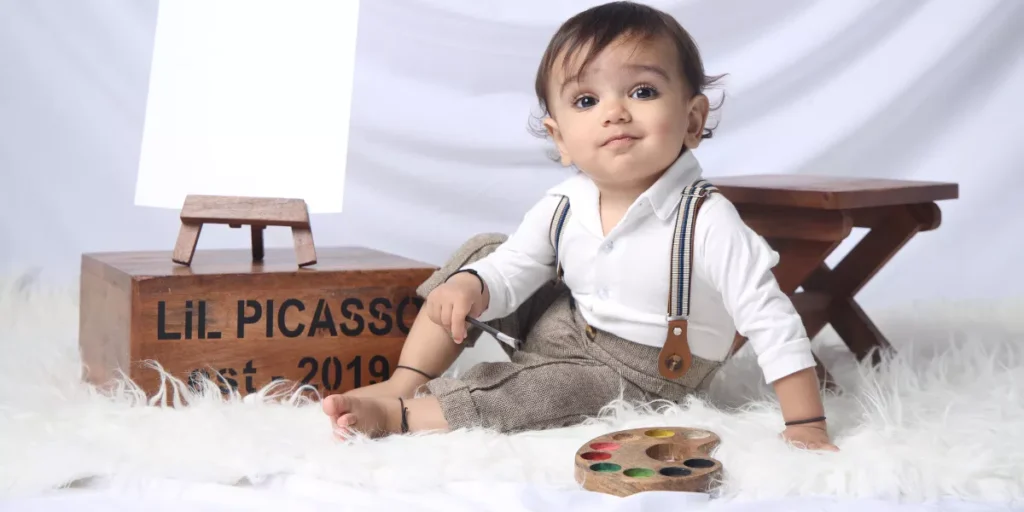 Clothes-for-Babys-First-Photoshoot-1024x512.webp.webp