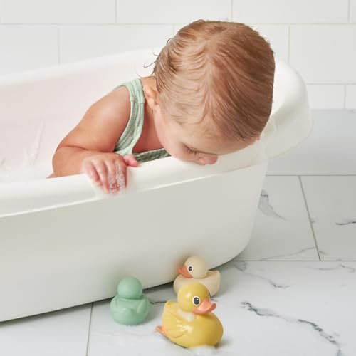 Itzy Ritzy Ducky Family - Set of 3 Duck Floating Bath Toys with Watertight Design (Duck)