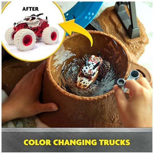 Monster Jam Mud Blasters, Monster Mutt Dalmatian Dunk Tank Playset, Color Change Action, Kids Toy Gifts for Boys and Girls Ages 3 and Up