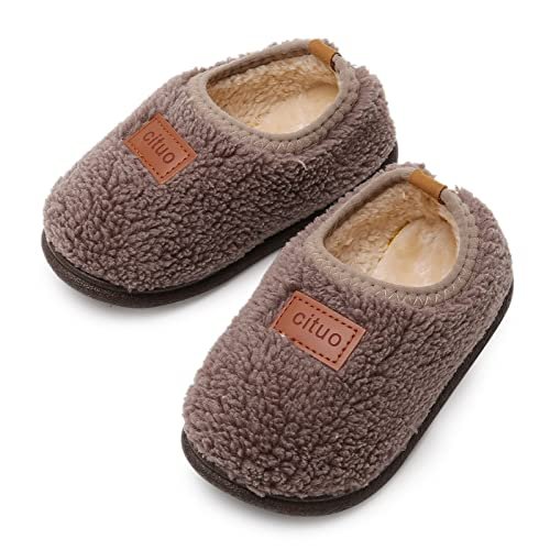 RVROVIC Boys Girls House Warm Slippers Fuzzy Winter Soft Slippers for Kids Fleece Non-slip Toddler Home Indoor Shoes