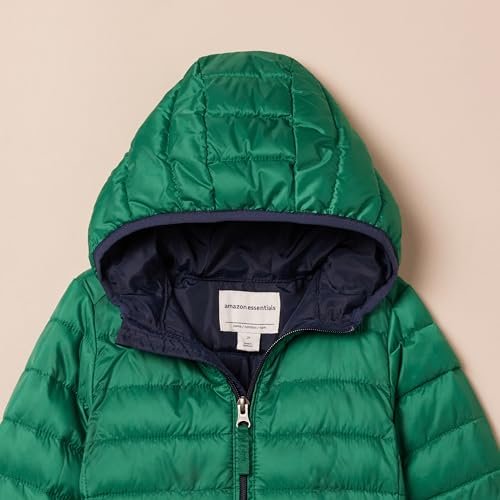 Amazon Essentials Boys and Toddlers' Lightweight Water-Resistant Packable Hooded Puffer Jacket