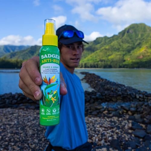 Badger Bug Spray, Family Friendly All Natural Mosquito Repellent w/Organic Essential Oils, Great Smelling Citronella Spray, Effective for 3 Hours, Deet-Free Vegan Plant Based Insect Repellent 4 fl oz