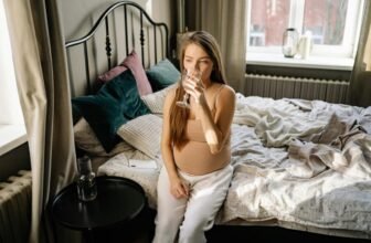 How to Stay Hydrated and Maintain Good Health During Pregnancy